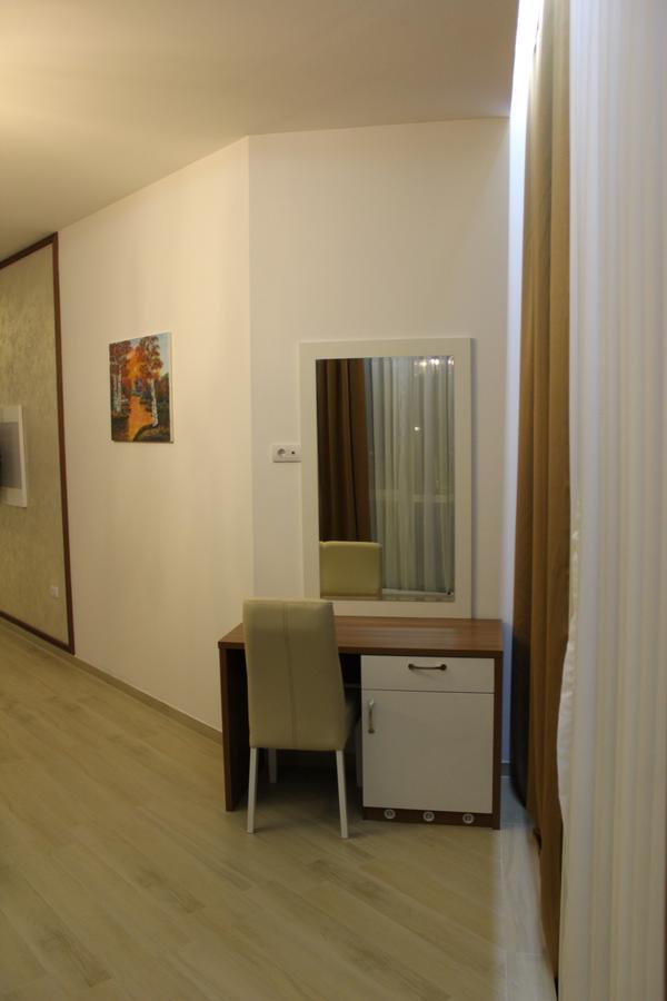 Ideal City Tutin Exterior foto